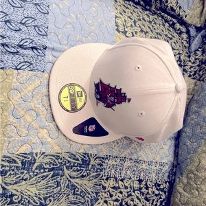 New Era Tampa Bay Buccaneers 7 3/4 Cap nwt in bag